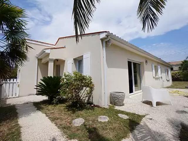 Maison vente à Saintes, Médis