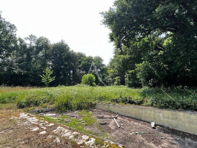 Terrain vente à Saintes, Médis