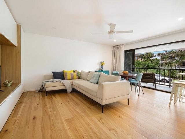 Apartment for sale in Mermaid Beach, Gold Coast City