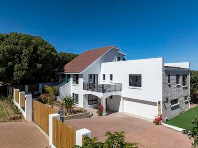 House for sale in Baardskeerdersbos, Western Cape