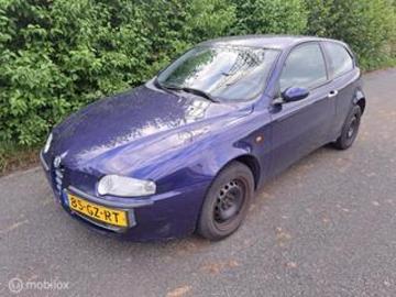 Alfa romeo 147 2001 benzine alfa romeo 147 1 6 t spark veloce progression inruilkoopje Alfa romeo 147 2001 benzine alfa romeo 147 1 6 t spark veloce progression inruilkoopje