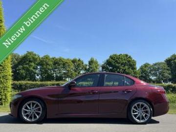Alfa romeo giulia 2016 benzine alfa romeo giulia 2 0t 310pk super netjes veel opties Alfa romeo giulia 2016 benzine alfa romeo giulia 2 0t 310pk super netjes veel opties