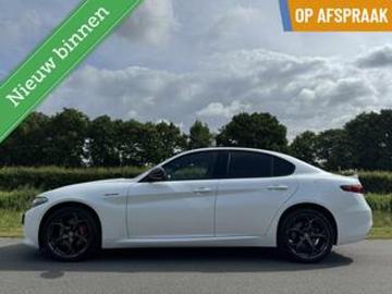 Alfa romeo giulia 2020 benzine alfa romeo giulia 2 0 t veloce q4 280pk my21 parelmoer