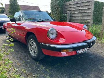 Alfa romeo spider 1986 essence voiture doccasion alfa romeo 2 0 moniteur automobile Alfa romeo spider 1986 essence voiture doccasion alfa romeo 2 0 moniteur automobile