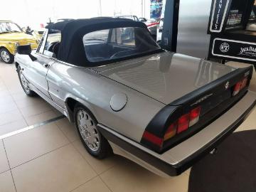 Alfa romeo spider 1988 essence alfa romeo spider cabrio