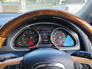 Audi q7 2010 gasoline 2010 audi q7 4 2 fsi quattro 7 seater a Audi q7 2010 gasoline 2010 audi q7 4 2 fsi quattro 7 seater a