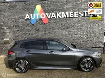 Bmw 1 serie 2021 benzine bmw 1 serie 118i m sport business edition Bmw 1 serie 2021 benzine bmw 1 serie 118i m sport business edition