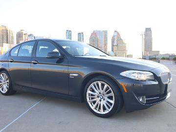 Bmw 5 series 2011 gasoline 2011 bmw 550i winter tires installed