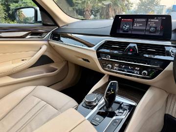 Bmw 5 series 2019 diesel 2019 bmw 5 series 520d luxury line Bmw 5 series 2019 diesel 2019 bmw 5 series 520d luxury line