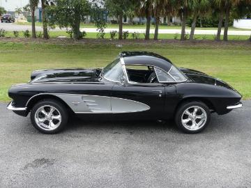 Chevrolet corvette 1961 1961 chevrolet corvette twin top convertible 4 speed manual 327 ci... Chevrolet corvette 1961 1961 chevrolet corvette twin top convertible 4 speed manual 327 ci...