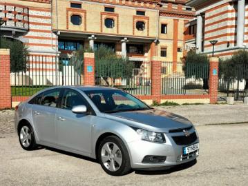 Chevrolet cruze 2012 chevrolet cruze 2 0 vcdi lt 200 000 km 4000 eur Chevrolet cruze 2012 chevrolet cruze 2 0 vcdi lt 200 000 km 4000 eur