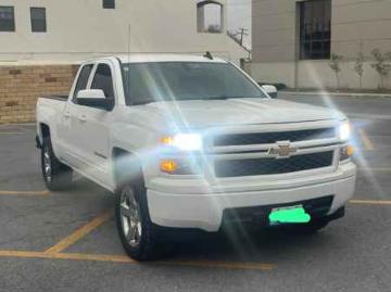 Chevrolet silverado 2015 gasolina chevrolet silverado 2015 8 cil automatica regularizada Chevrolet silverado 2015 gasolina chevrolet silverado 2015 8 cil automatica regularizada