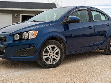 Chevrolet sonic 2014 2014 chevy sonic clean title safetied Chevrolet sonic 2014 2014 chevy sonic clean title safetied