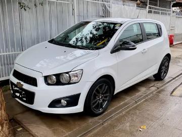 Chevrolet sonic 2015 bencina chevrolet sonic 1 6 lt usado 2015 color blanco precio 5 000 000 Chevrolet sonic 2015 bencina chevrolet sonic 1 6 lt usado 2015 color blanco precio 5 000 000