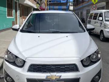 Chevrolet sonic 2015 gasolina 2015 chevrolet sonic hatchback 1 6 lt Chevrolet sonic 2015 gasolina 2015 chevrolet sonic hatchback 1 6 lt
