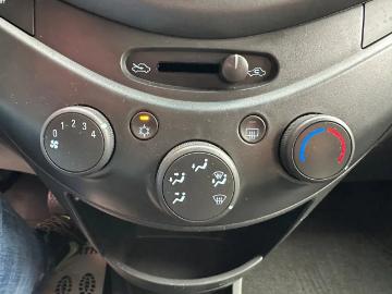 Chevrolet spark 2012 benzin chevrolet spark 1 2 ls