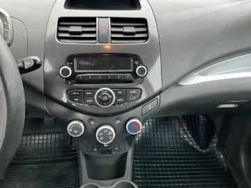 Chevrolet spark 2013 benzin chevrolet spark 1 0 lt Chevrolet spark 2013 benzin chevrolet spark 1 0 lt