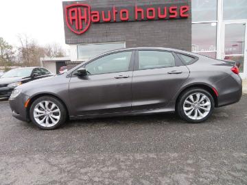 Chrysler 200 chrysler 200 Chrysler 200 chrysler 200