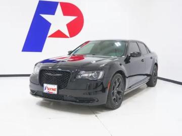 Chrysler 300 2022 2022 chrysler 300 touring 4dr sedan Chrysler 300 2022 2022 chrysler 300 touring 4dr sedan