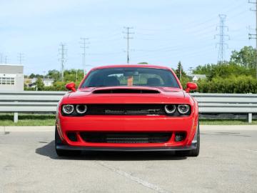 Dodge challenger 2018 gasoline 2018 dodge challenger srt demon v8