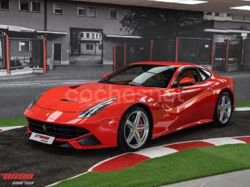 Ferrari f12 2016 gasolina ferrari f12 berlinetta Ferrari f12 2016 gasolina ferrari f12 berlinetta