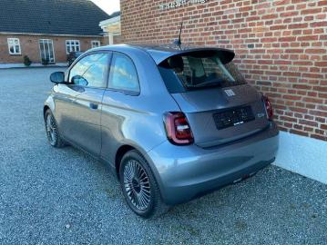 Fiat 500 2021 el 2021 fiat 500 e icon hatchback aut 3d 47 000 km kr 109 900 Fiat 500 2021 el 2021 fiat 500 e icon hatchback aut 3d 47 000 km kr 109 900