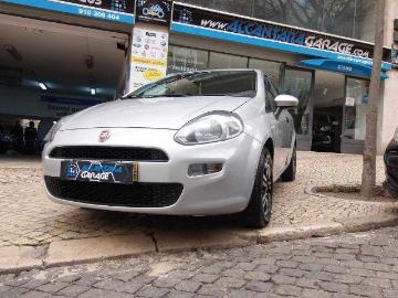 Fiat grande punto 2015 diesel alcantara garage Fiat grande punto 2015 diesel alcantara garage