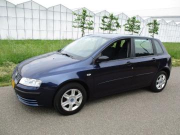 Fiat stilo 2003 benzine fiat stilo 1 6 16v active 5 drs Fiat stilo 2003 benzine fiat stilo 1 6 16v active 5 drs