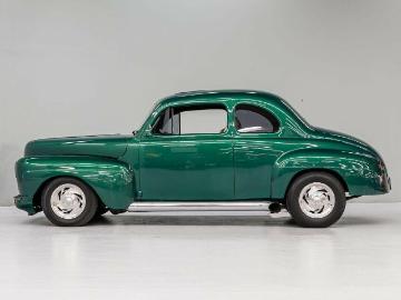 Ford 1947 1947 ford other deluxe street rod 350 5 spd manual Ford 1947 1947 ford other deluxe street rod 350 5 spd manual