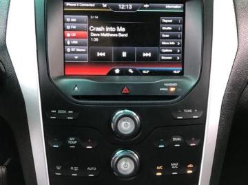 Ford explorer selling ford explorer 2013 at 48000 km in quezon city Ford explorer selling ford explorer 2013 at 48000 km in quezon city