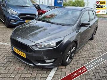 Ford focus 2017 benzine ford focus wagon 1 0 st line van 2e eigenaar isofix Ford focus 2017 benzine ford focus wagon 1 0 st line van 2e eigenaar isofix