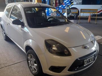 Ford ka 2013 nafta ford ka aire y direccion 1 0 2013 nafta 115000km ford ka unica mano 115...