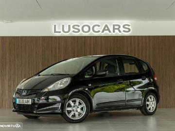Honda jazz gasolina honda jazz 1 2 i vtec 50 anos edition Honda jazz gasolina honda jazz 1 2 i vtec 50 anos edition