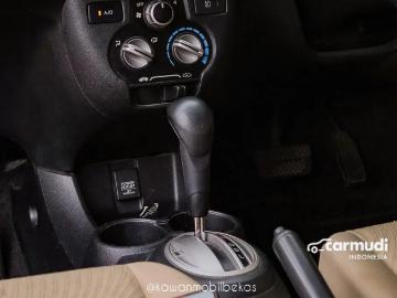 Honda mobilio 2014 bensin 2014 honda mobilio
