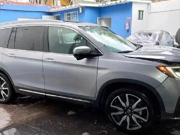 Honda pilot 2021 gasolina pilot 2021 accidentada caminando Honda pilot 2021 gasolina pilot 2021 accidentada caminando