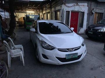 Hyundai elantra selling white hyundai elantra 2012 at 108000 km in manila Hyundai elantra selling white hyundai elantra 2012 at 108000 km in manila