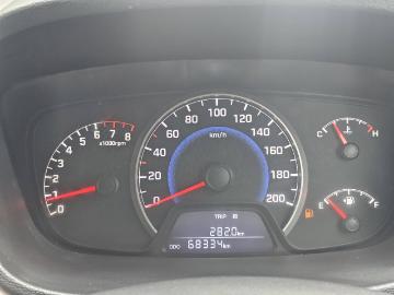 Hyundai i10 2013 petrol 2013 hyundai grand i10 sportz