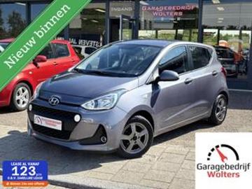 Hyundai i10 2017 benzine hyundai i 10 1 0i i premium airco navi cruise lmv nw apk Hyundai i10 2017 benzine hyundai i 10 1 0i i premium airco navi cruise lmv nw apk