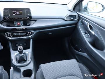 Hyundai i30 2022 benzyna hyundai i30 1 5 dpi Hyundai i30 2022 benzyna hyundai i30 1 5 dpi