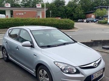 Hyundai i30 diesel hyundai i30 1 6 crdi 90 classic eco