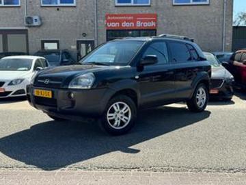 Hyundai tucson 2007 benzine hyundai tucson 2 0i active joy airco pdc trekhaak lmv Hyundai tucson 2007 benzine hyundai tucson 2 0i active joy airco pdc trekhaak lmv