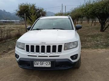 Jeep compass 2015 bencina jeep compass sport 4x4 usado 2015 color blanco precio 8 500 000