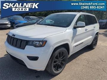 Jeep grand cherokee 2018 2018 jeep grand cherokee 4x4 laredo 4dr suv Jeep grand cherokee 2018 2018 jeep grand cherokee 4x4 laredo 4dr suv