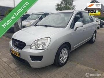 Kia carens 2008 benzine kia carens 2 0 cvvt x tra Kia carens 2008 benzine kia carens 2 0 cvvt x tra