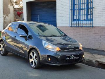 Kia rio 2015 kia rio 1 4 4 door high spec 2015 Kia rio 2015 kia rio 1 4 4 door high spec 2015