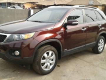Kia sorento 2011 petrol kia sorento 2011 automatic