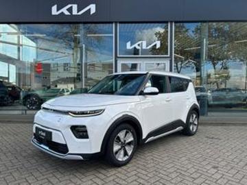 Kia soul 2023 electrisch kia soul e soul executiveline 64 kwh navibtcam ecc airco cr contr... Kia soul 2023 electrisch kia soul e soul executiveline 64 kwh navibtcam ecc airco cr contr...