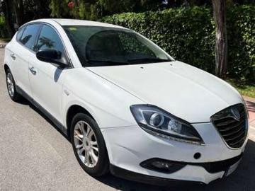 Lancia delta 2012 diesel lancia delta familiar manual de 5 puertas