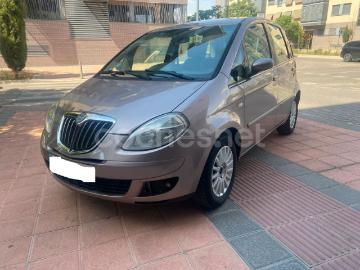 Lancia musa 2008 gasolina lancia musa 1 4 16v oro dfn