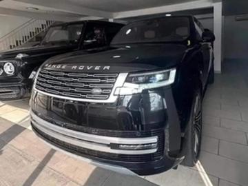 Land rover range rover 2023 petrol land rover range rover 2023 automatic 7 3 litres Land rover range rover 2023 petrol land rover range rover 2023 automatic 7 3 litres
